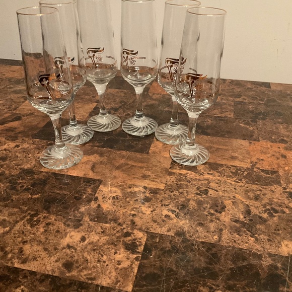 6 …1988 Vintage Calgary Winter Olympics flute glasses with a 22k gold-accent - Picture 1 of 4